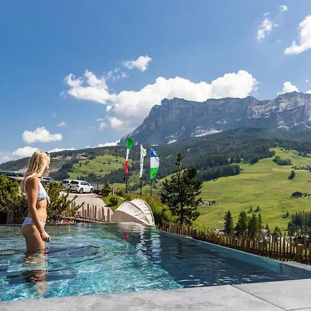 Hotel Dolasilla Mountain Panoramic Wellness