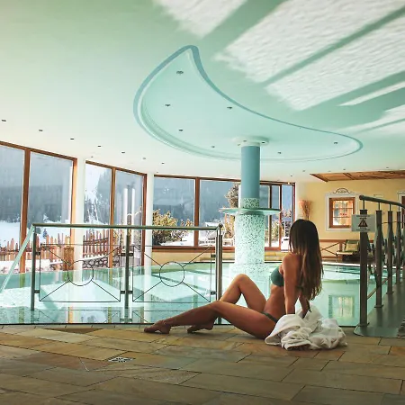 Dolasilla Mountain Panoramic Wellness 4*
