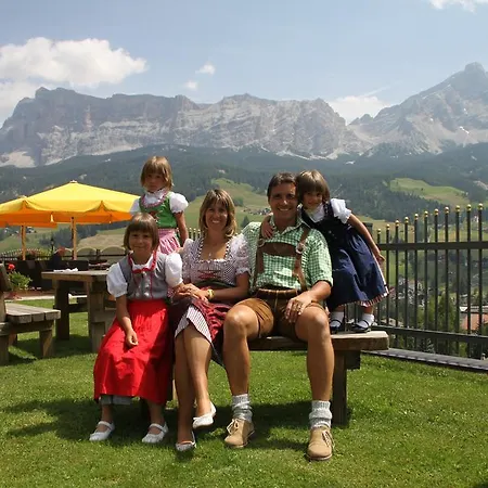 Dolasilla Mountain Panoramic Wellness Hotel