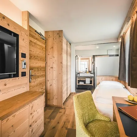 Dolasilla Mountain Panoramic Wellness Hotel