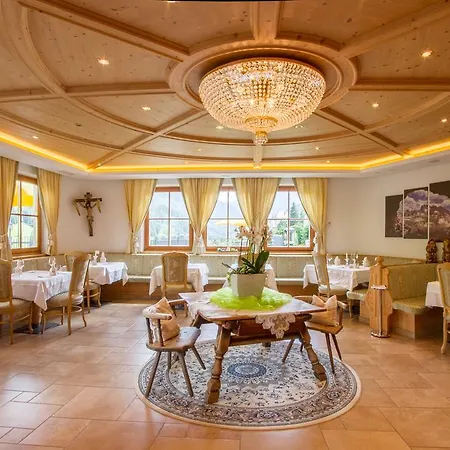 Hotel Dolasilla Mountain Panoramic Wellness 4*