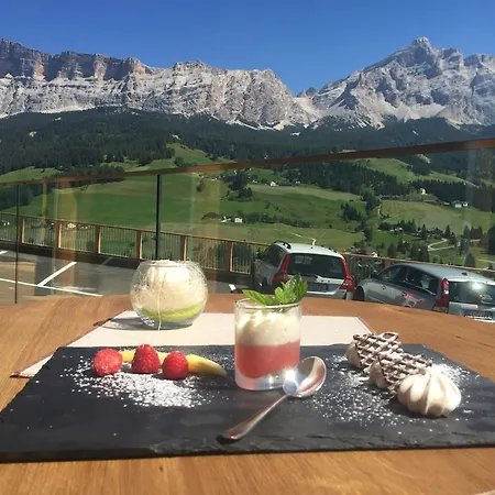 Dolasilla Mountain Panoramic Wellness Hotel 4*